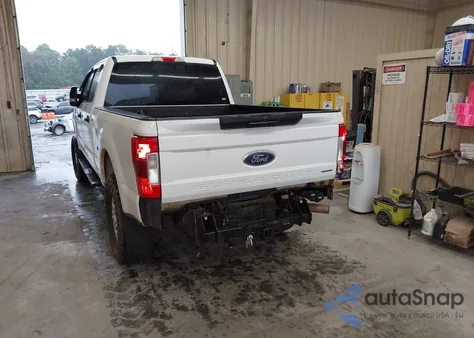 2019 Ford F-250 Xlt из США, поврежденный, VIN 1FT7W2B66KED43282
